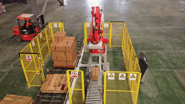 ROBOTIC PALLETIZER MACHINE